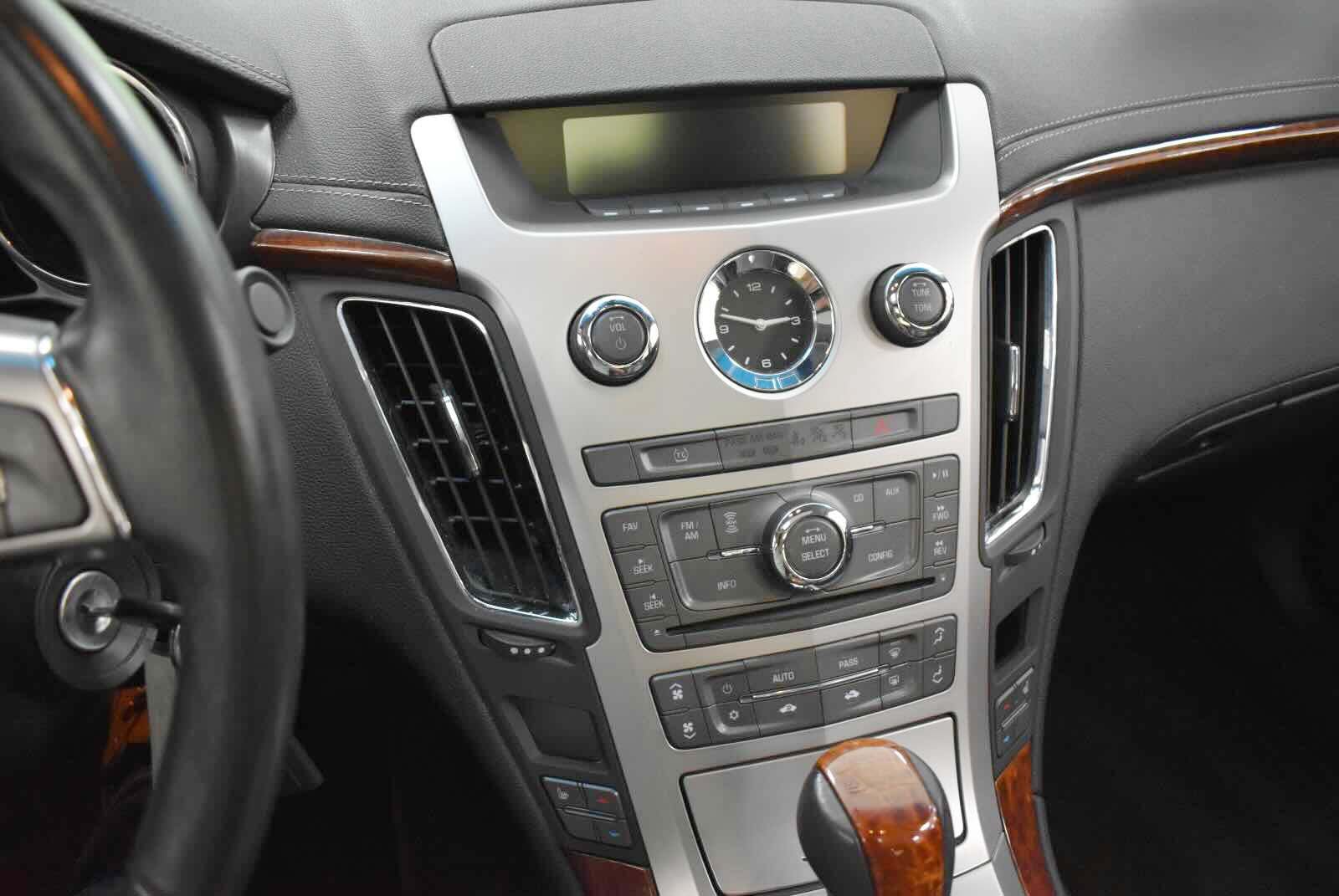Used 2010 Cadillac CTS Luxury AWD/4WD image 18