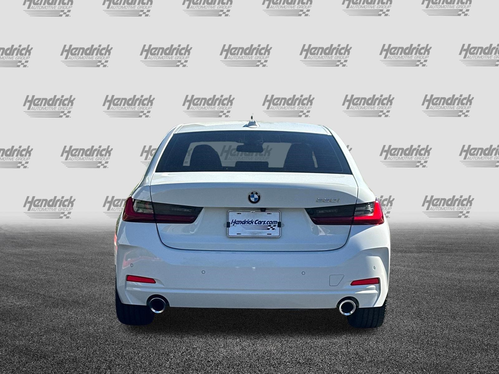 Used 2025 BMW 330i Sedan w/ Premium Package image 6