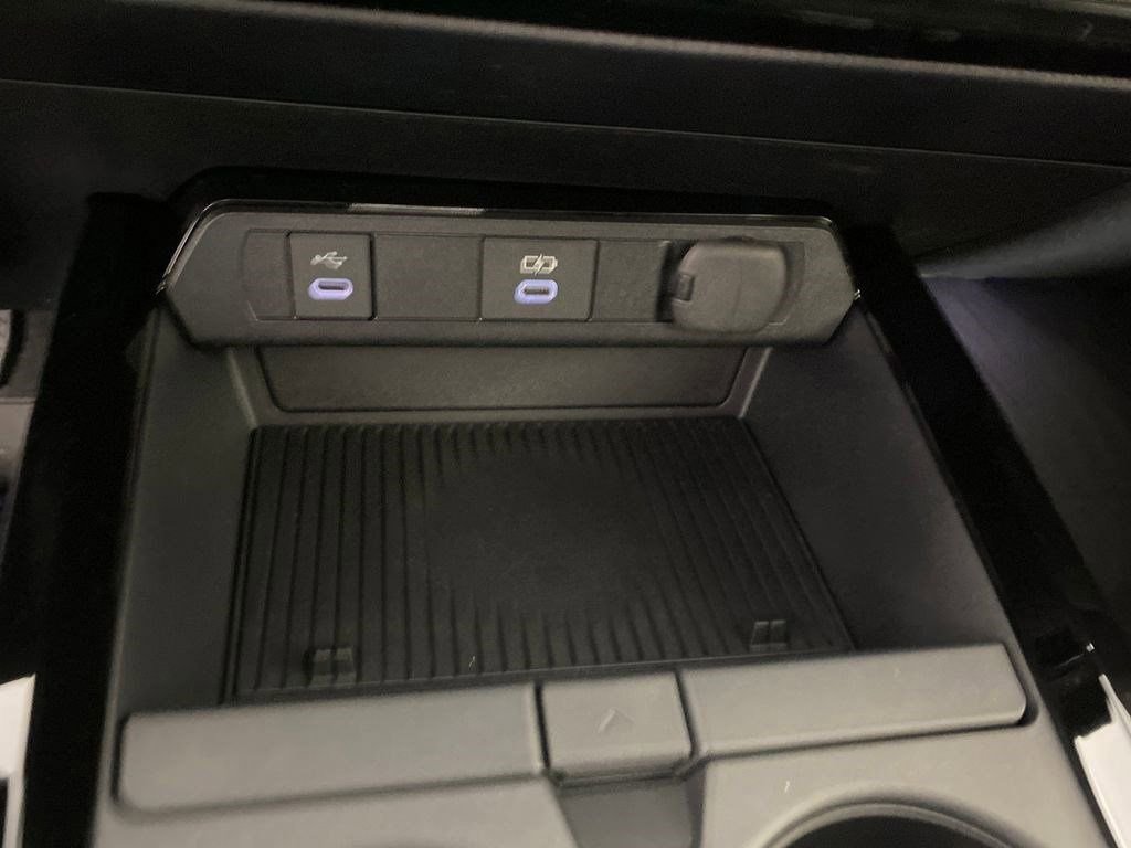 New 2026 Toyota Prius Plug-In Hybrid image 21