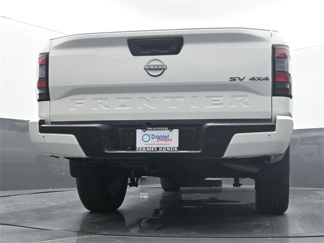 Used 2023 Nissan Frontier SV w/ Technology Package image 10