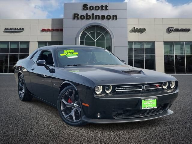 Certified 2019 Dodge Challenger R/T image 1