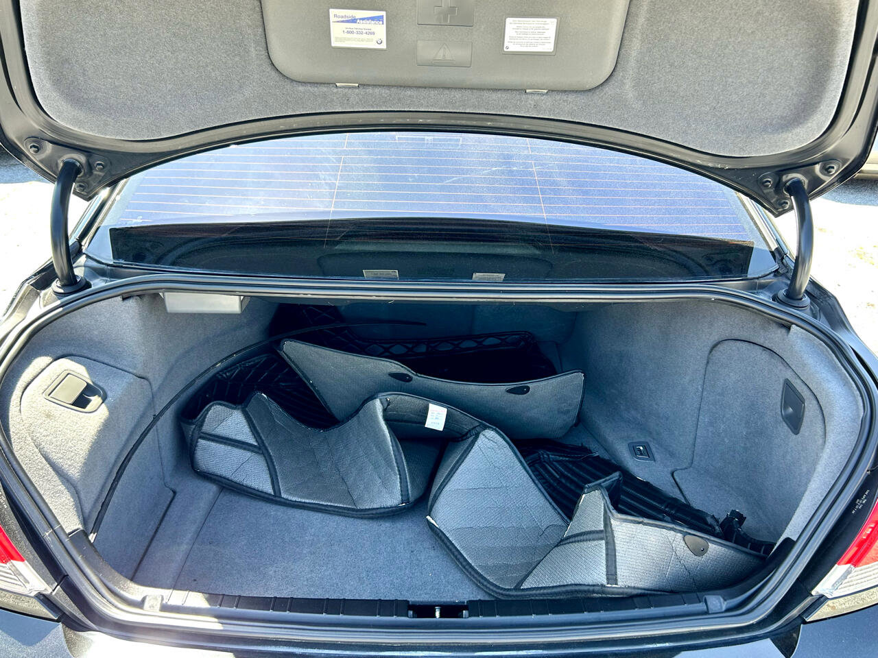 Used 2005 BMW 760i image 17