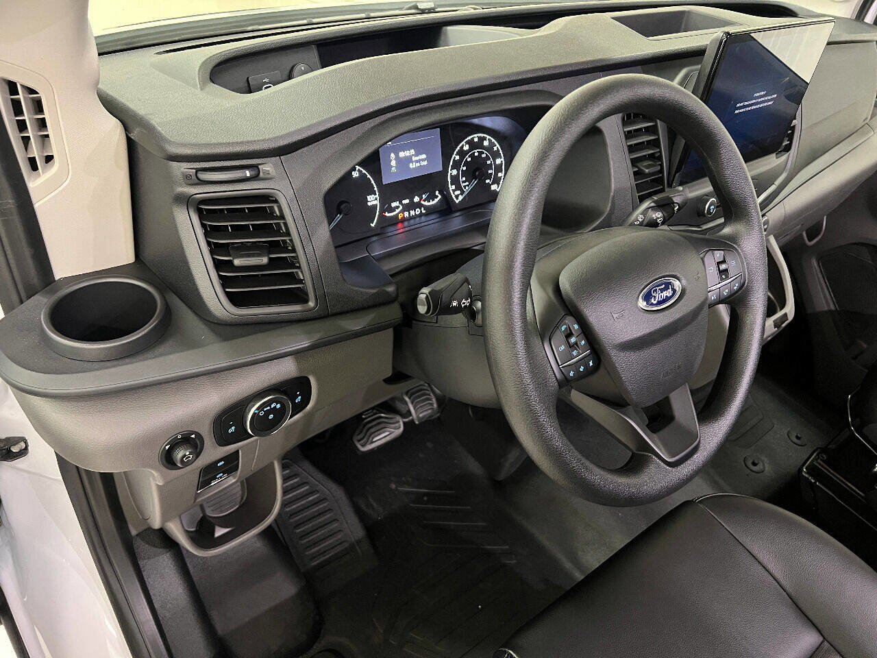 Used 2022 Ford E-Transit Medium Roof w/ Load Area Protection Package RWD image 95