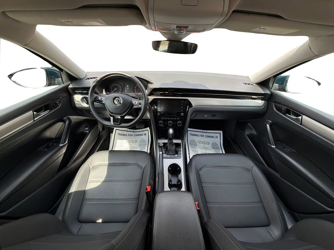 Used 2022 Volkswagen Passat 2.0T SE FWD image 24