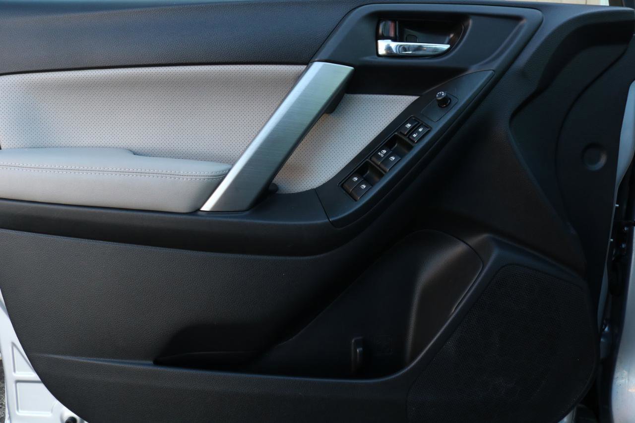 Used 2015 Subaru Forester 2.5i Limited image 15