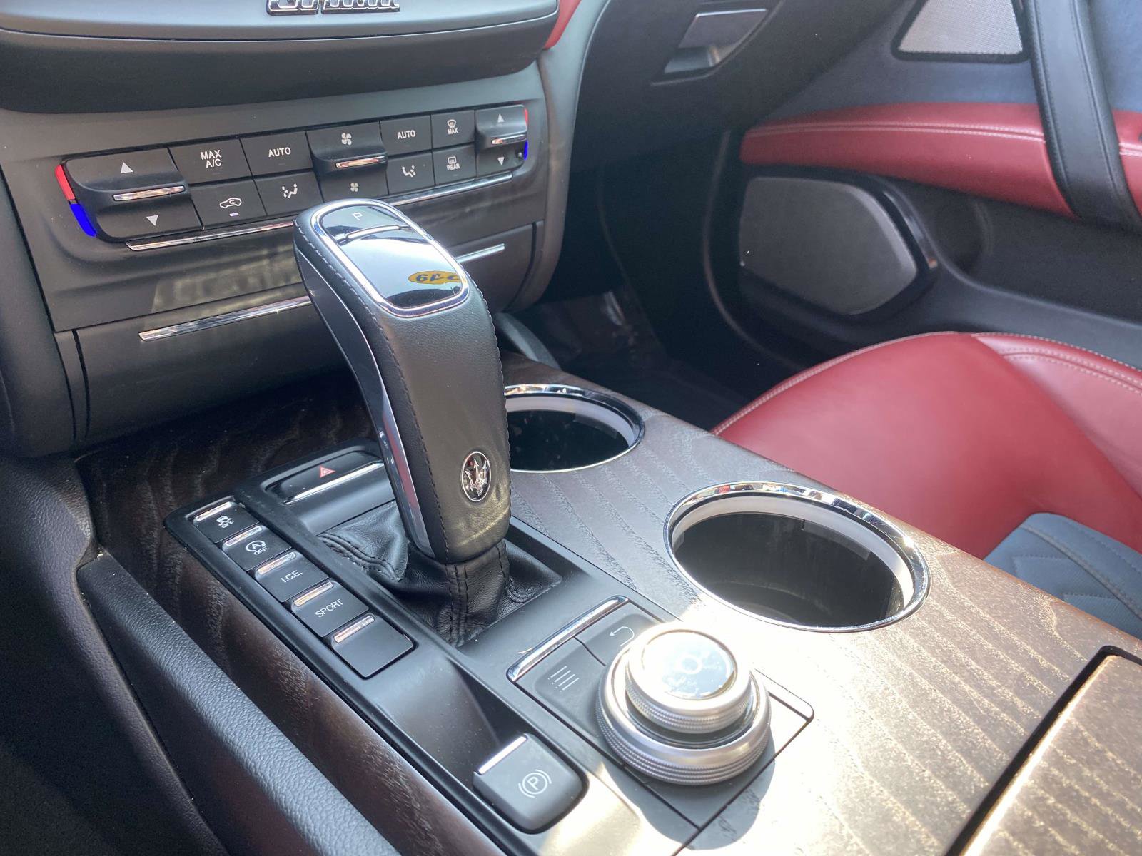 Used 2019 Maserati Ghibli S GranLusso image 28