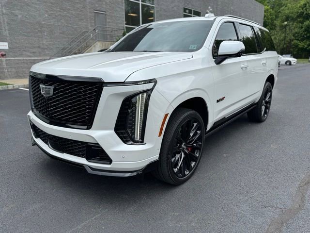 Used 2025 Cadillac Escalade V w/ LPO, ONYX Package AWD/4WD image 7