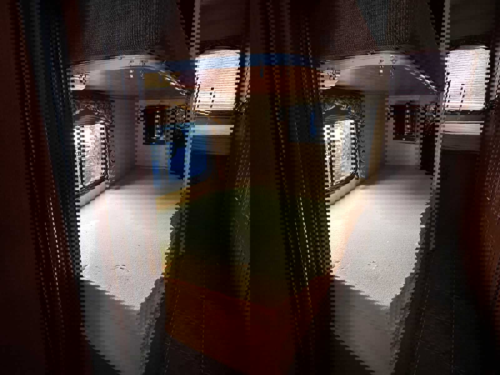 Used 2011 Ford E-450 and Econoline 450 Super Duty w/ Motorhome Prep Pkg image 23