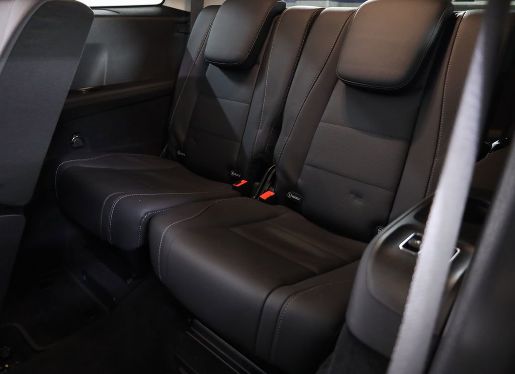 Used 2026 Mercedes-Benz GLS 450 4MATIC image 58