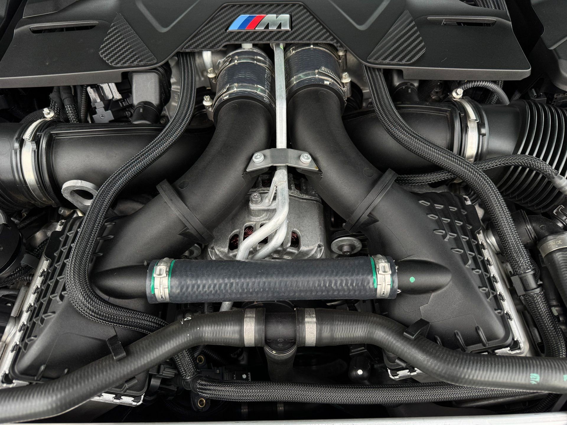 Used 2024 BMW M8 Competition image 89