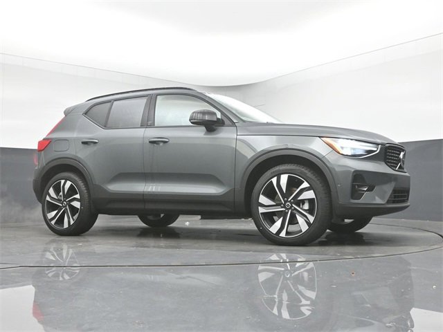 New 2026 Volvo XC40 B5 Ultra w/ Climate Package image 37