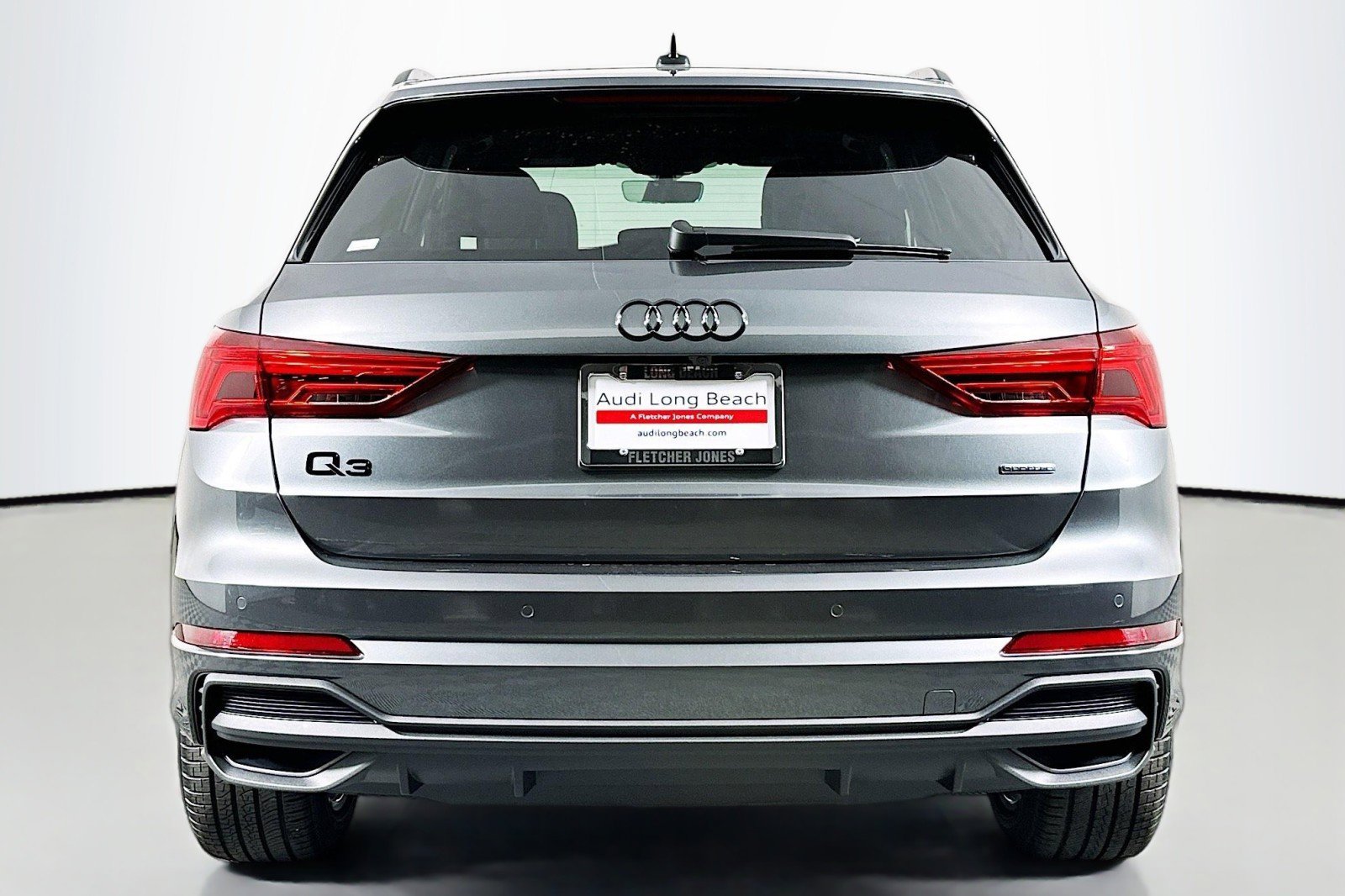 New 2025 Audi Q3 2.0T Premium Plus image 3