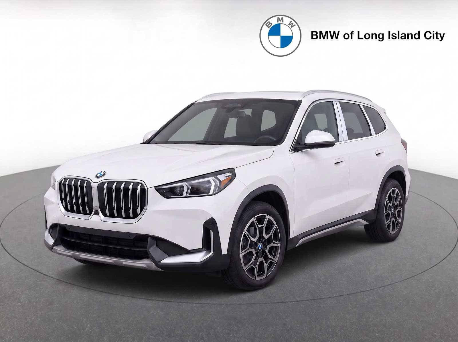 New 2026 BMW X1 xDrive28i w/ Technology Package AWD/4WD image 3