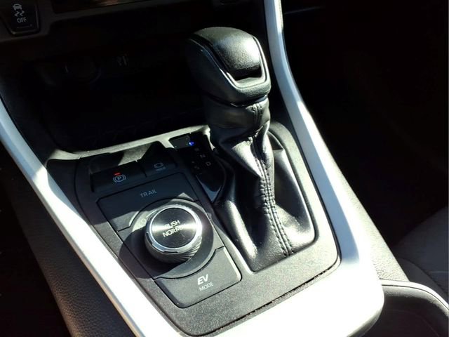 Certified 2024 Toyota RAV4 XLE AWD/4WD image 20