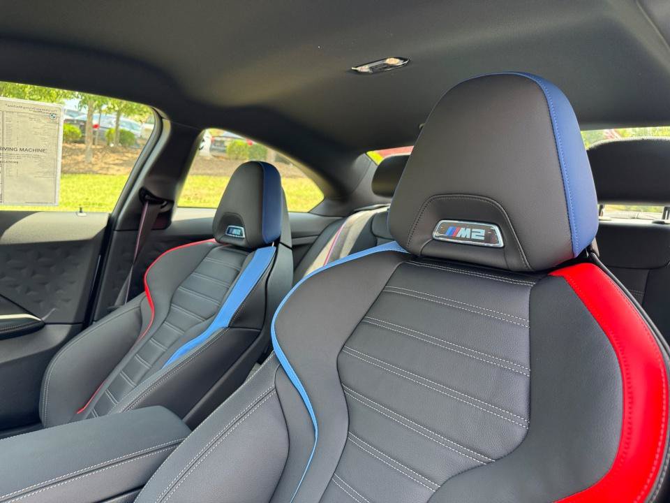 Used 2026 BMW M2 w/ Lighting Package RWD image 30