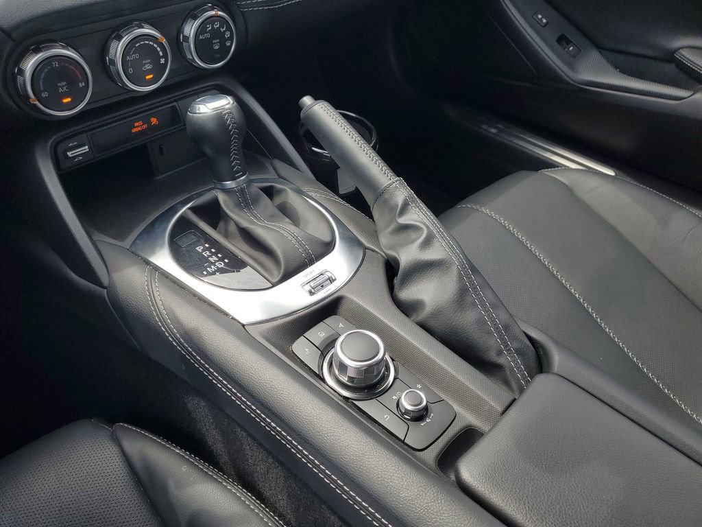 Used 2025 MAZDA MX-5 Miata RF Grand Touring RWD image 20