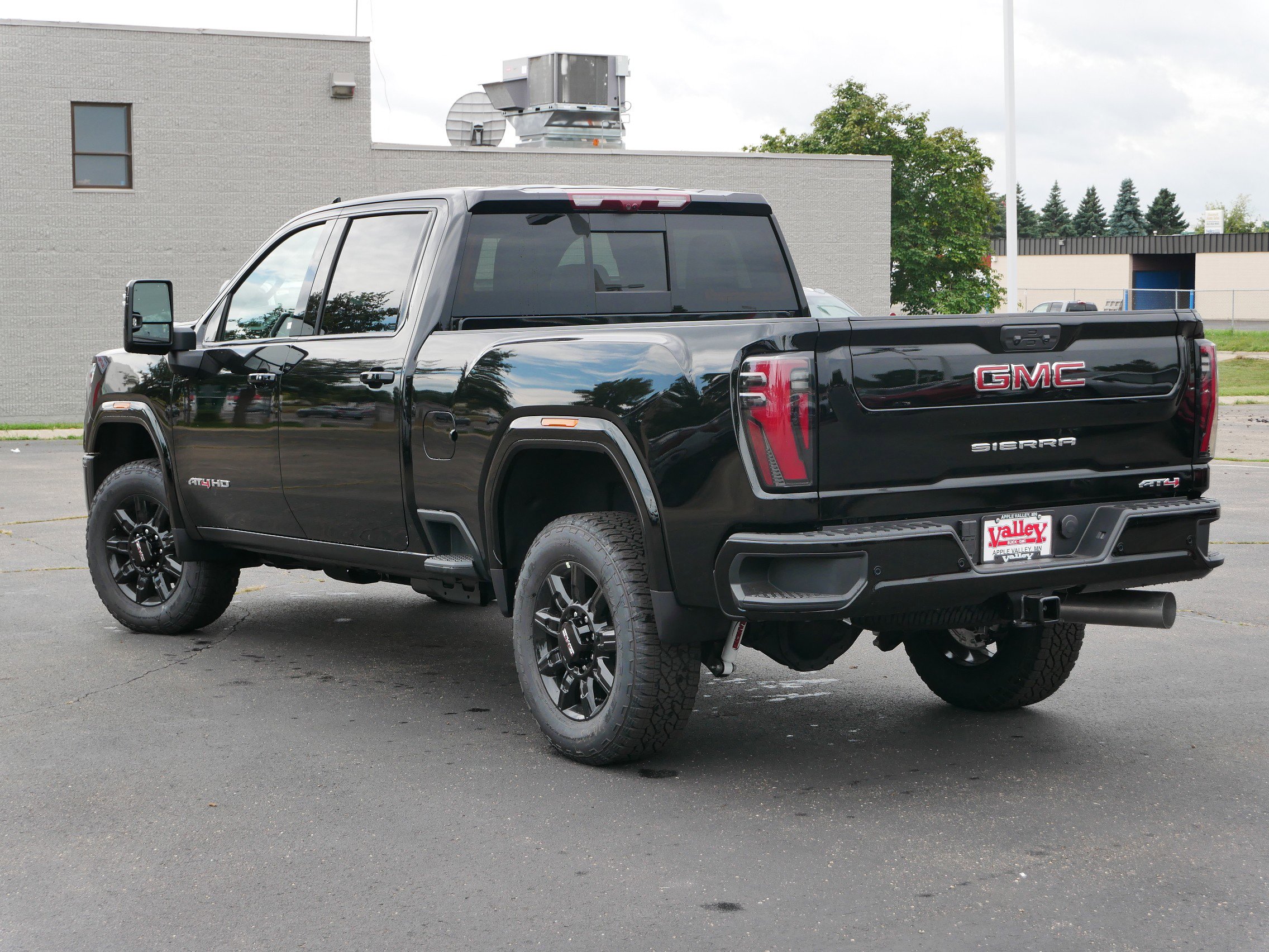 New 2026 GMC Sierra 3500 AT4 w/ Technology Package image 2