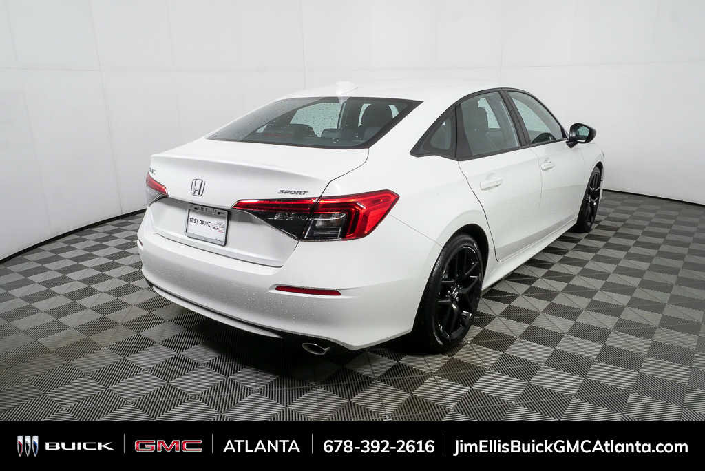 Used 2023 Honda Civic Sport image 3