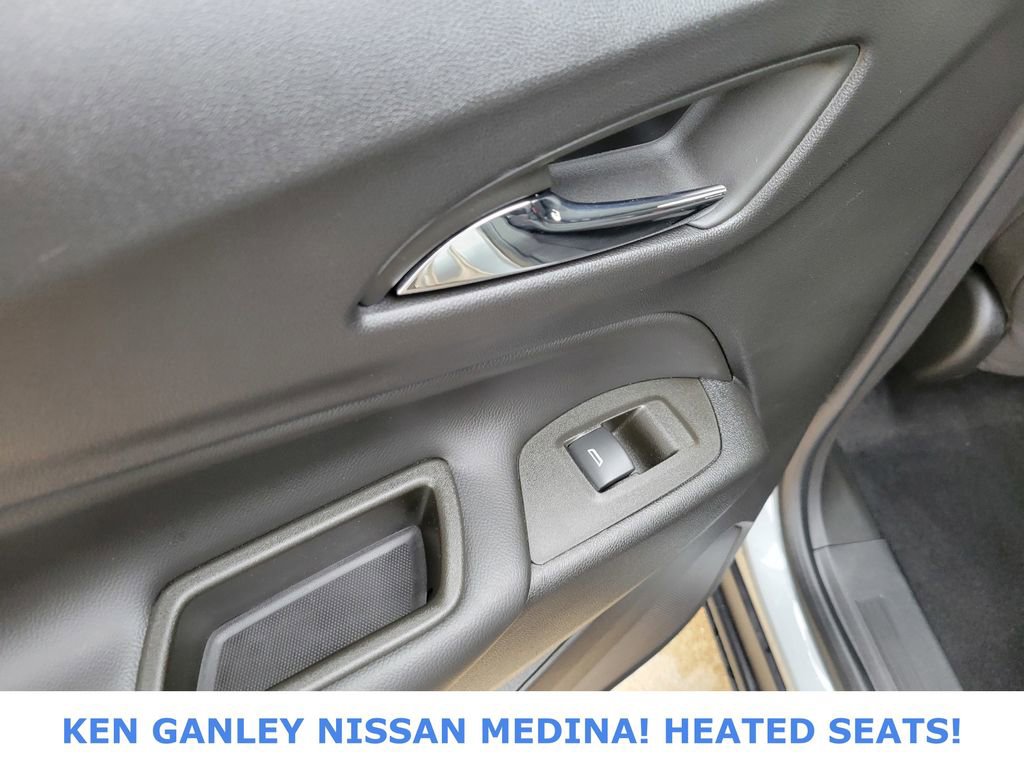 Used 2023 Chevrolet Equinox LT image 42