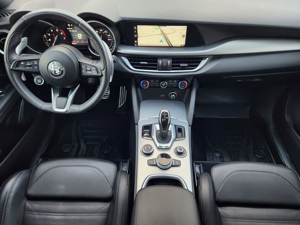 Used 2022 Alfa Romeo Stelvio Veloce image 25