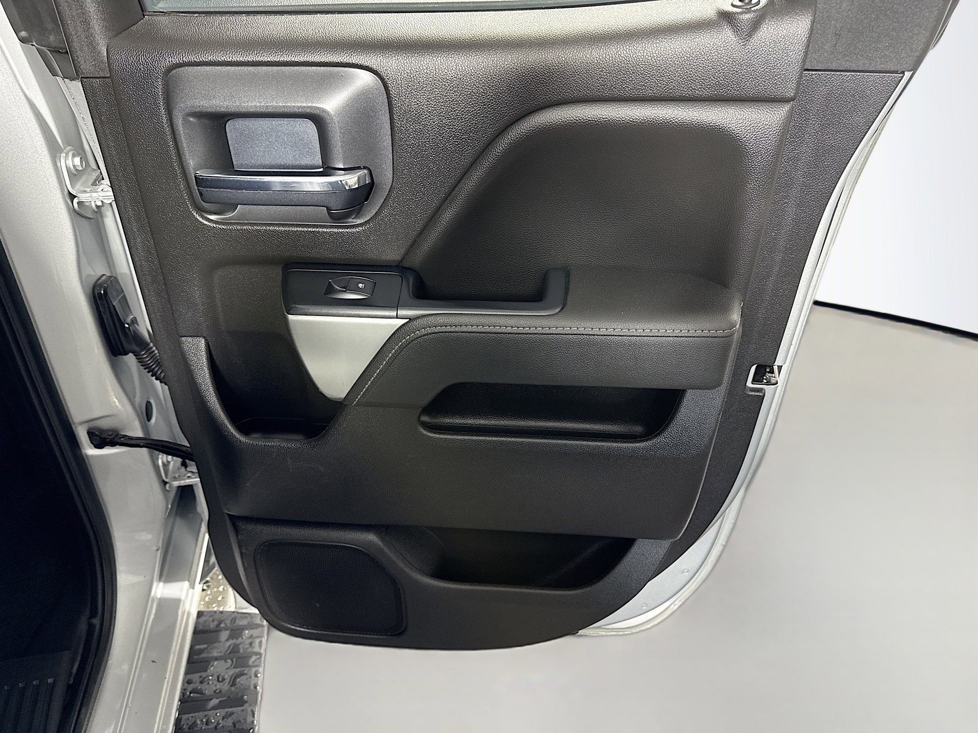 Used 2018 Chevrolet Silverado 1500 LT w/ All Star Edition image 26