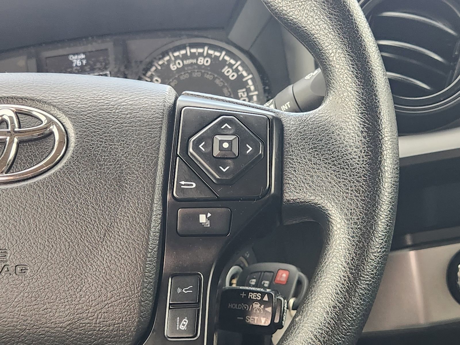 Used 2023 Toyota Tacoma SR image 27