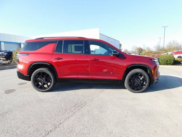 New 2026 Chevrolet Traverse RS w/ LPO, Floor Liner Package image 2