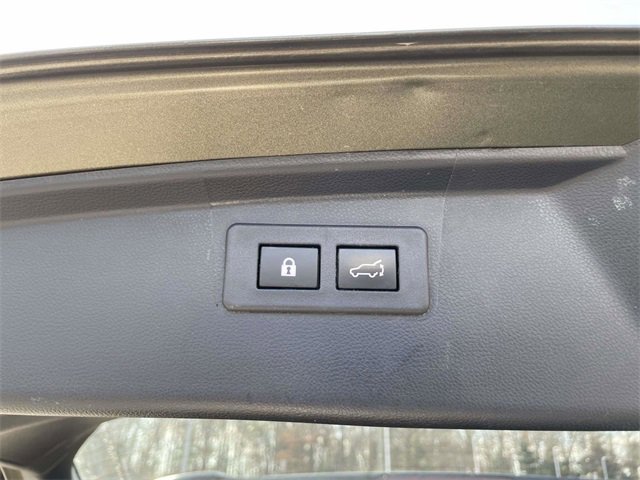Used 2022 Subaru Outback Touring image 14