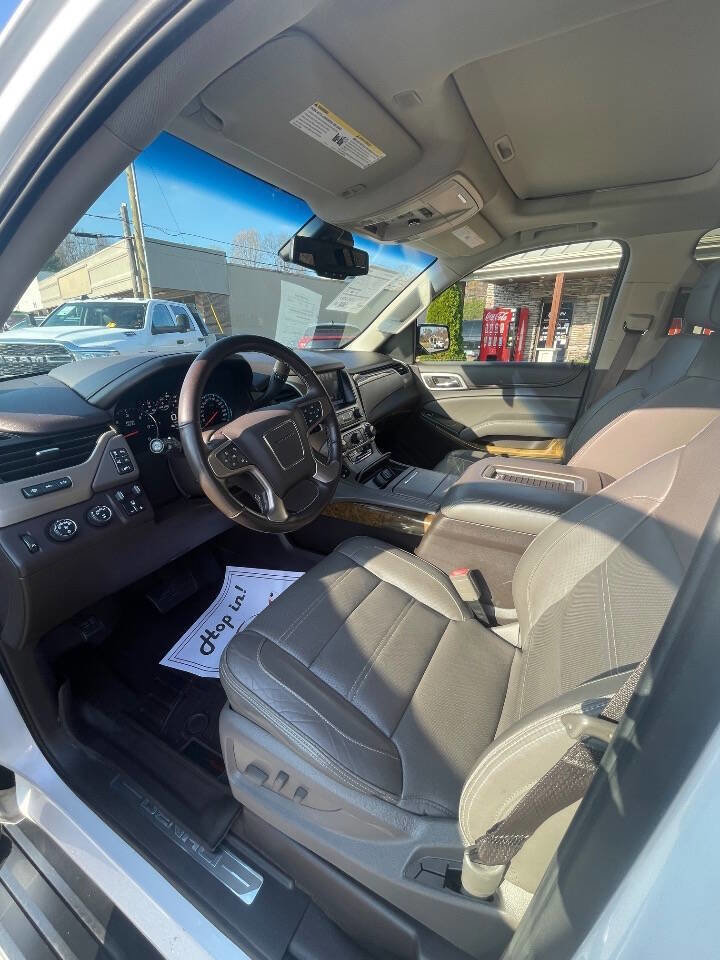 Used 2017 GMC Yukon XL Denali w/ Open Road Package image 13