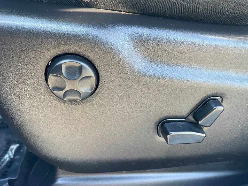 Used 2019 Jeep Grand Cherokee High Altitude AWD/4WD image 29