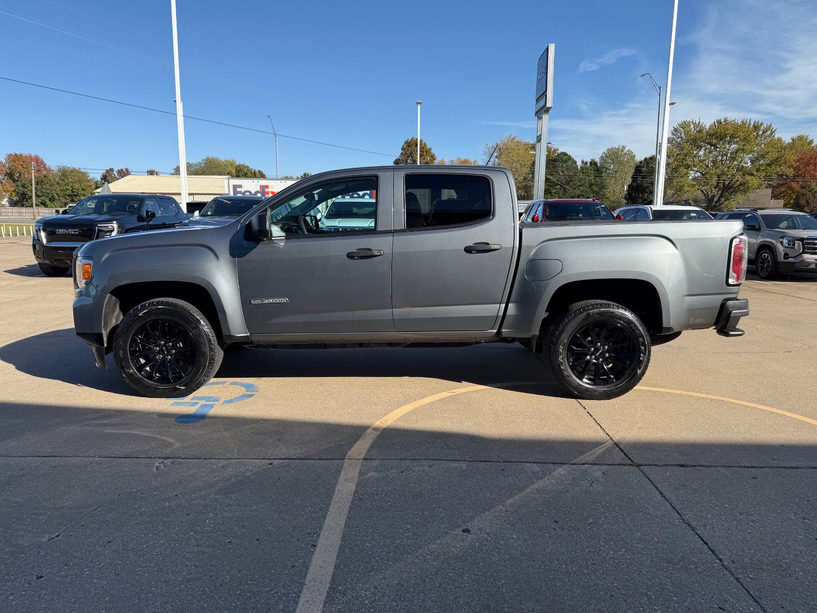 Used 2022 GMC Canyon Elevation Standard w/ Convenience Package image 6