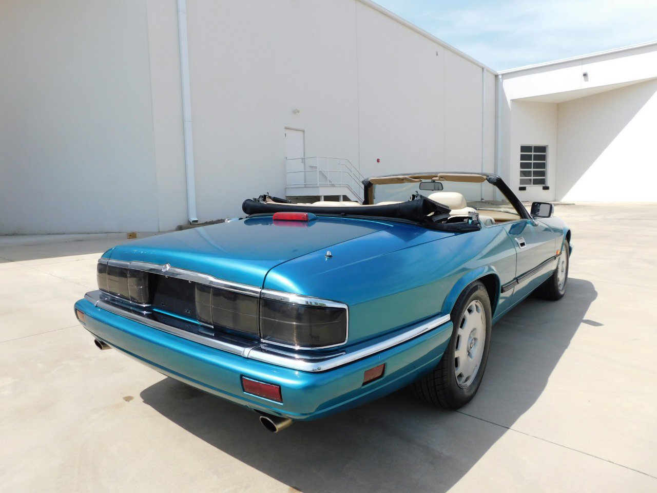 Used 1996 Jaguar XJS 4.0 Convertible image 10
