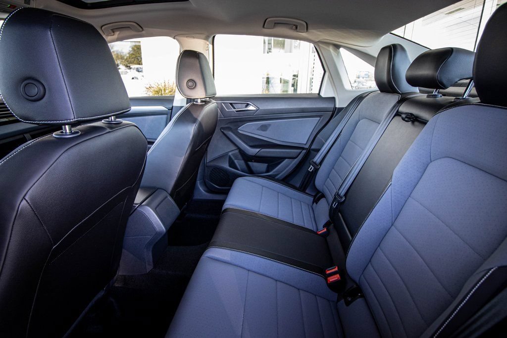 New 2026 Volkswagen Jetta SE FWD image 47