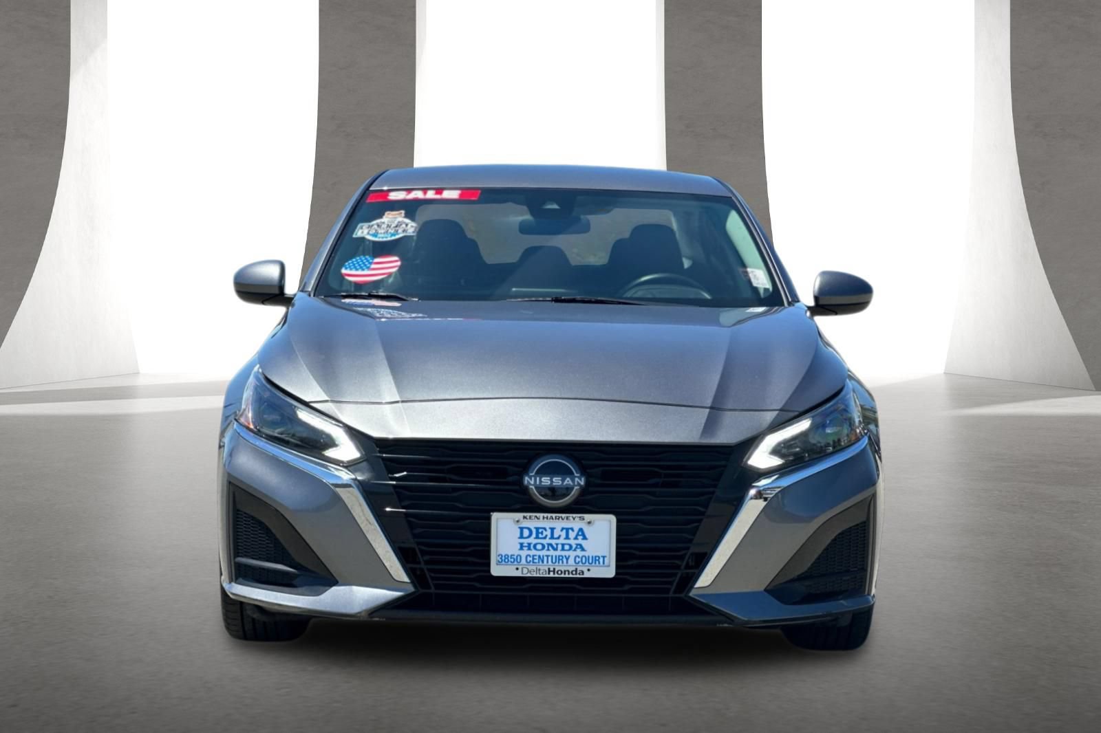 Used 2023 Nissan Altima 2.5 SV FWD image 9