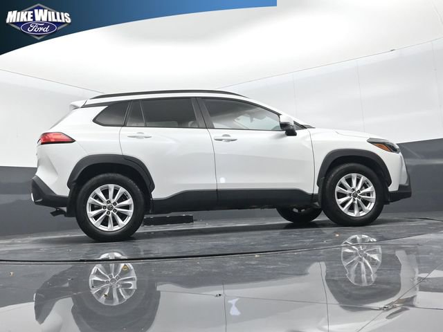 Used 2022 Toyota Corolla Cross LE image 24