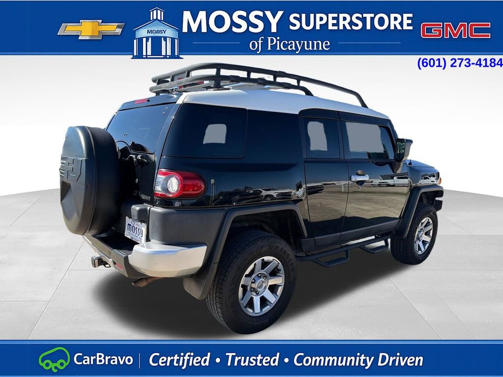 Used 2014 Toyota FJ Cruiser 4WD w/ Upgrade Package image 6