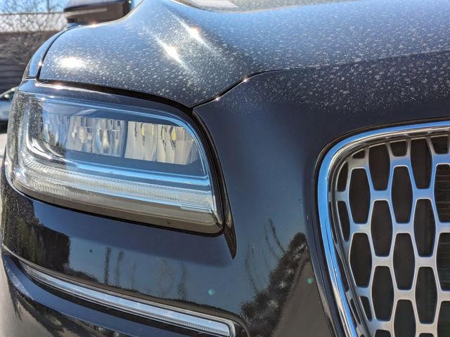 Used 2022 Lincoln Nautilus FWD w/ Premium Package image 11