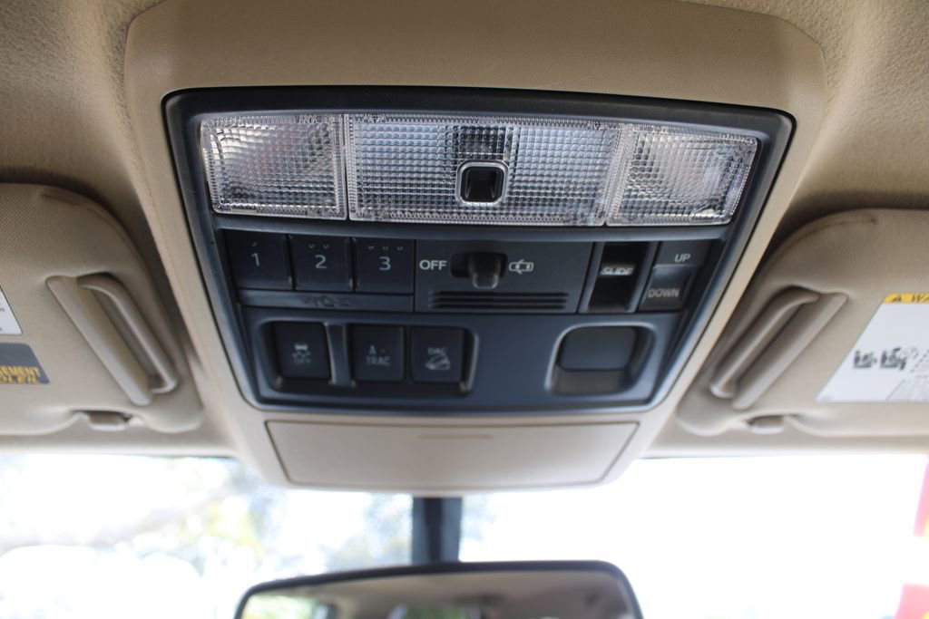 Used 2018 Toyota 4Runner SR5 Premium image 52