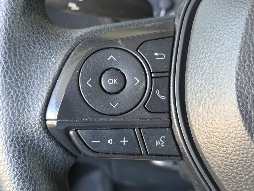 Used 2025 Toyota Corolla LE FWD image 19