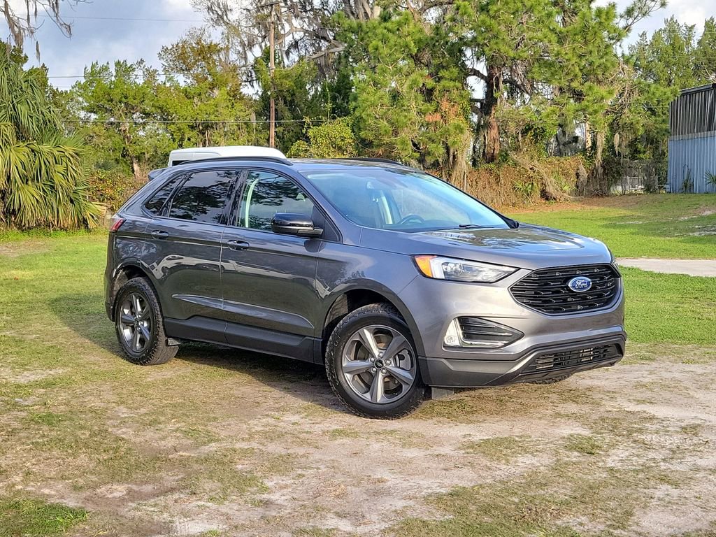 Used 2023 Ford Edge SEL w/ Sport Appearance Package image 39