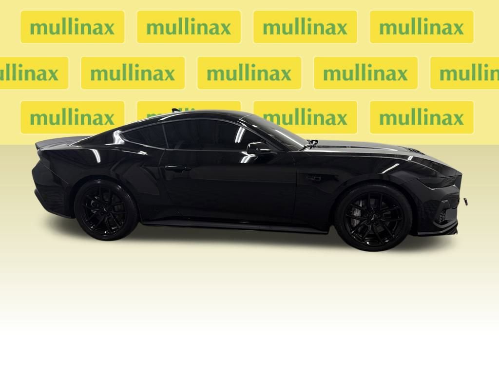 Used 2025 Ford Mustang GT Premium image 2