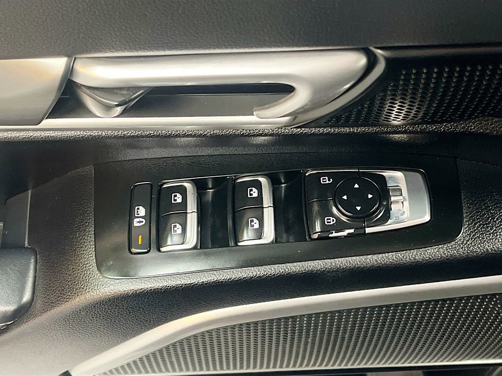 Used 2022 Kia Telluride S image 18