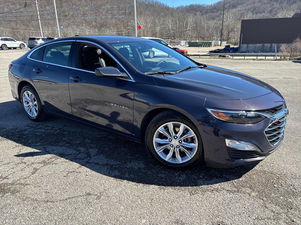 Used 2025 Chevrolet Malibu LT image 8
