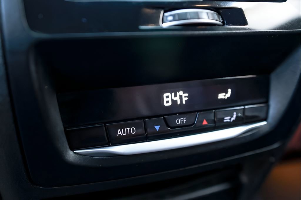 Used 2022 BMW X4 xDrive30i w/ M Sport Package 2 image 18