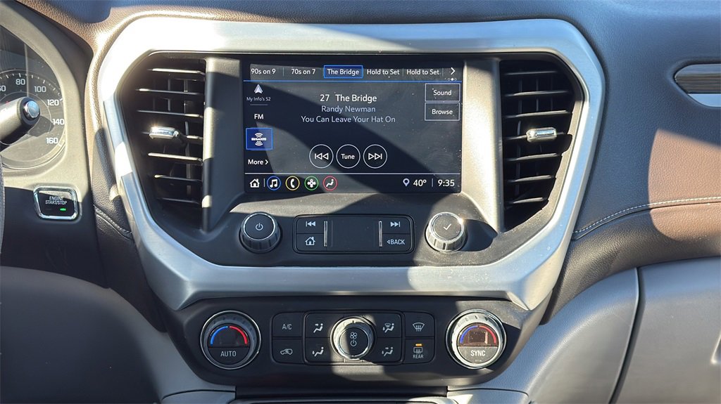 Used 2022 GMC Acadia SLE w/ Driver Convenience Package image 16