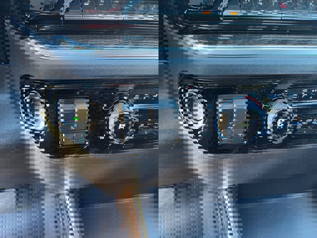 New 2026 Chevrolet Silverado 1500 LT Trail Boss w/ LT Trail Boss Premium Package image 13