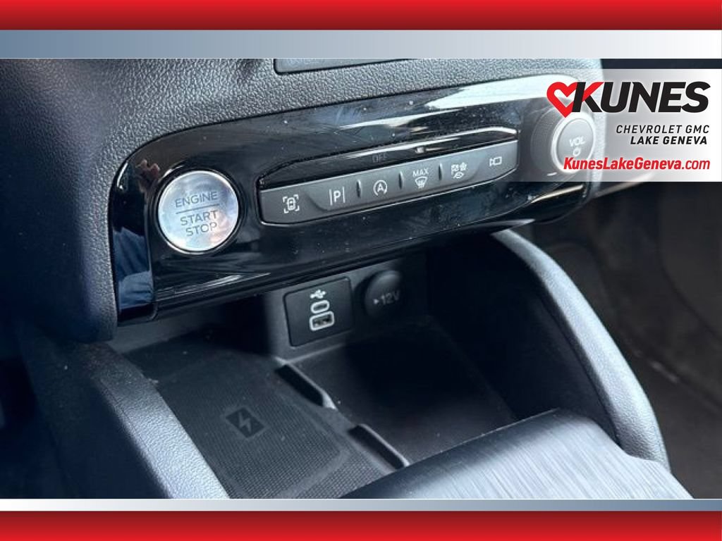 Used 2024 Ford Escape Platinum AWD/4WD image 17