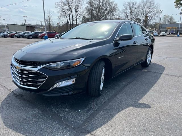 Used 2024 Chevrolet Malibu LS image 3