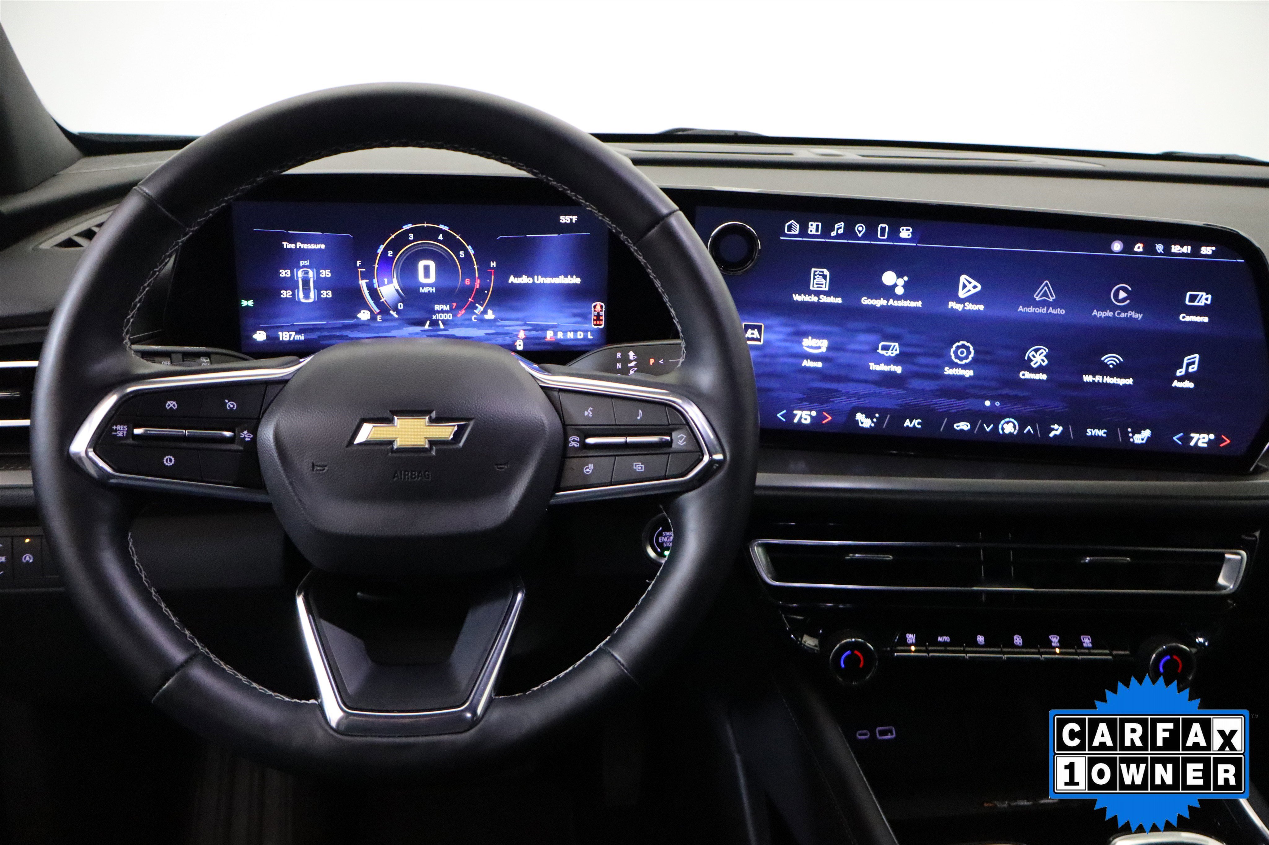 Used 2025 Chevrolet Traverse LT image 24