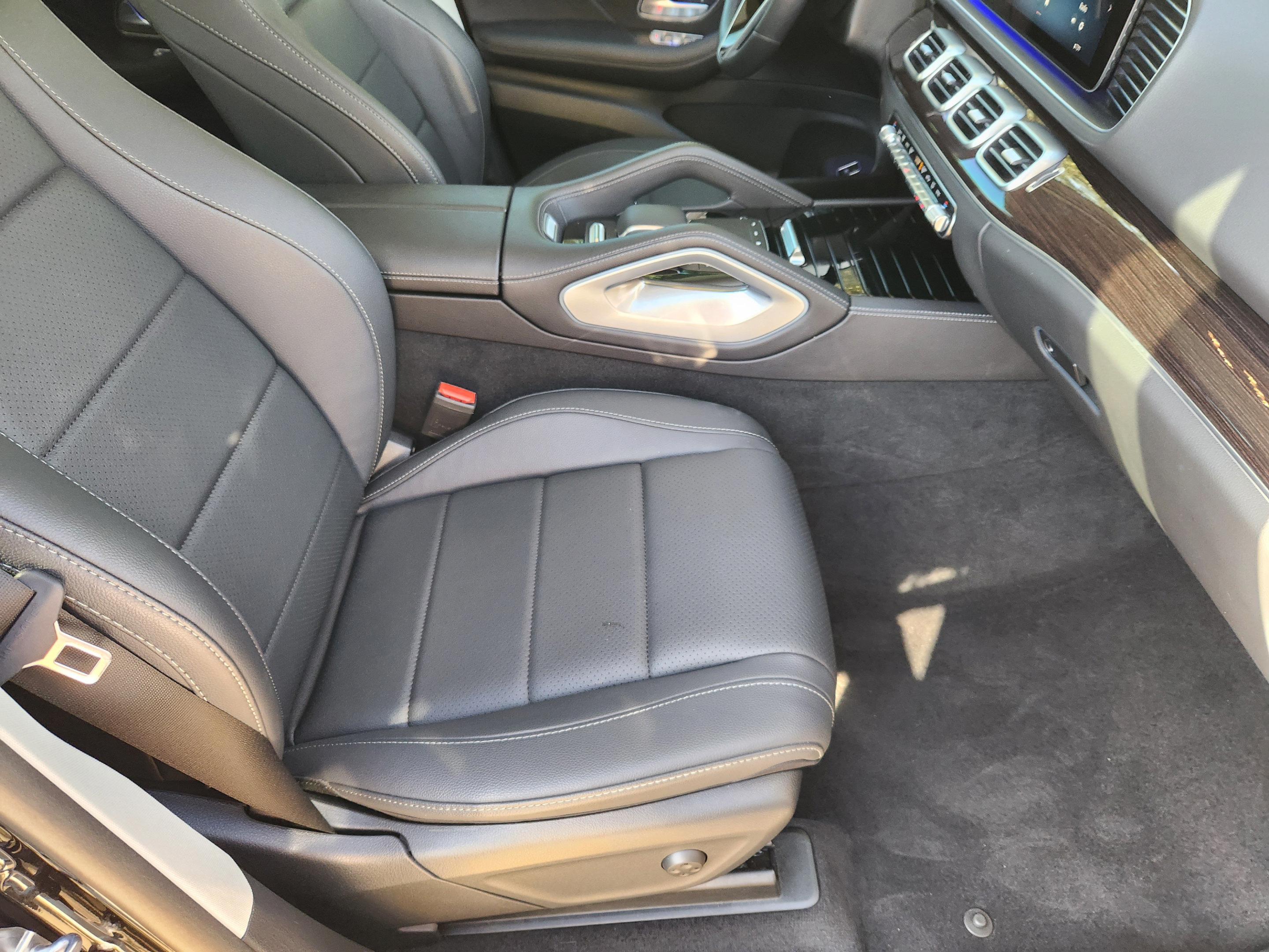 Used 2026 Mercedes-Benz GLE 450 4MATIC image 11